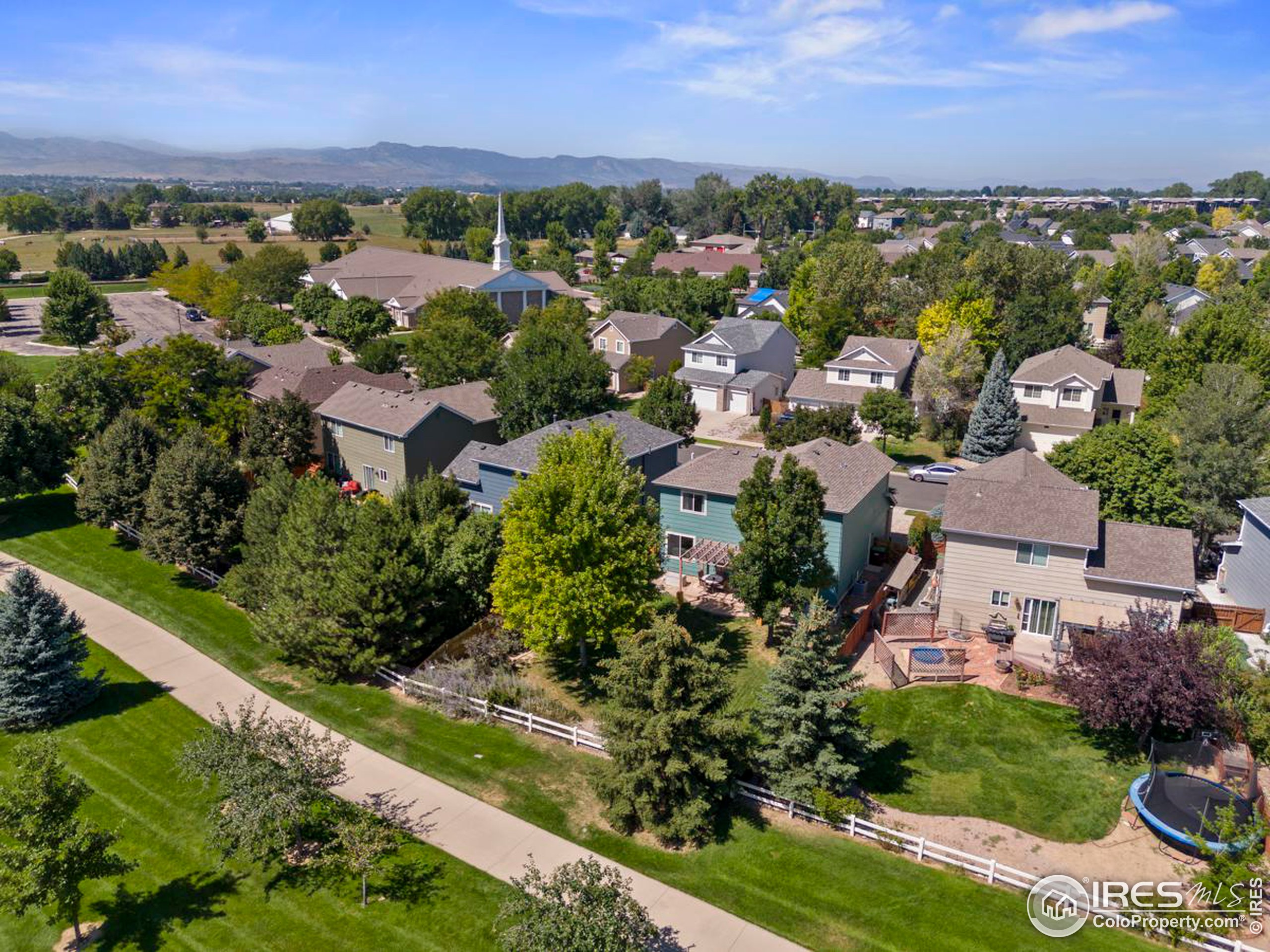 2233 Merlot Ct