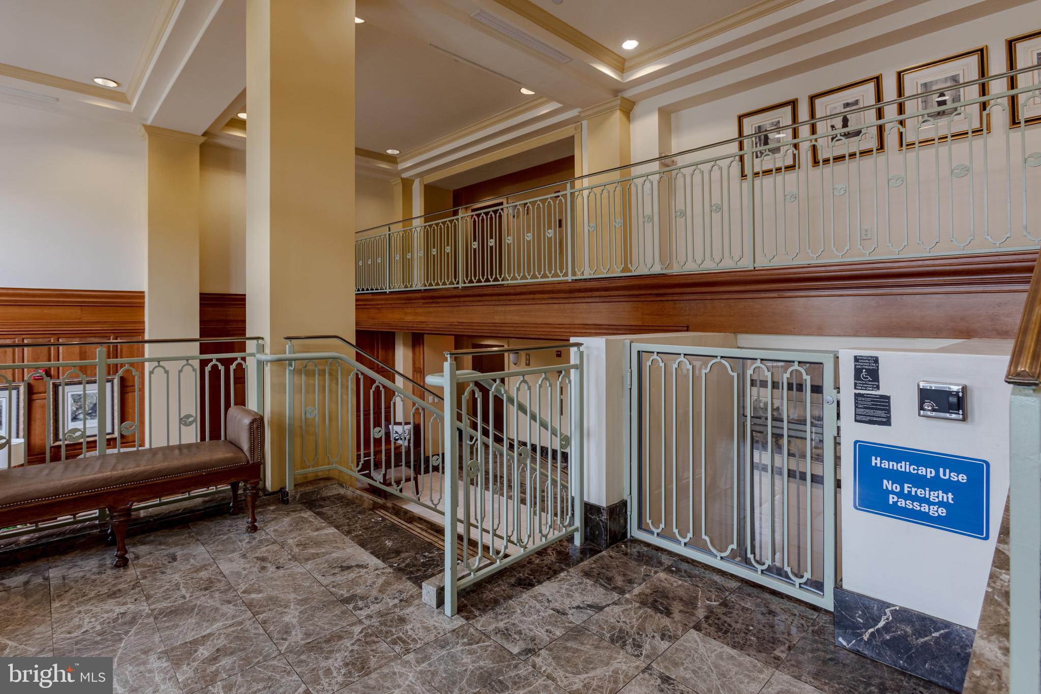 401 13th STREET NE Unit: PH5