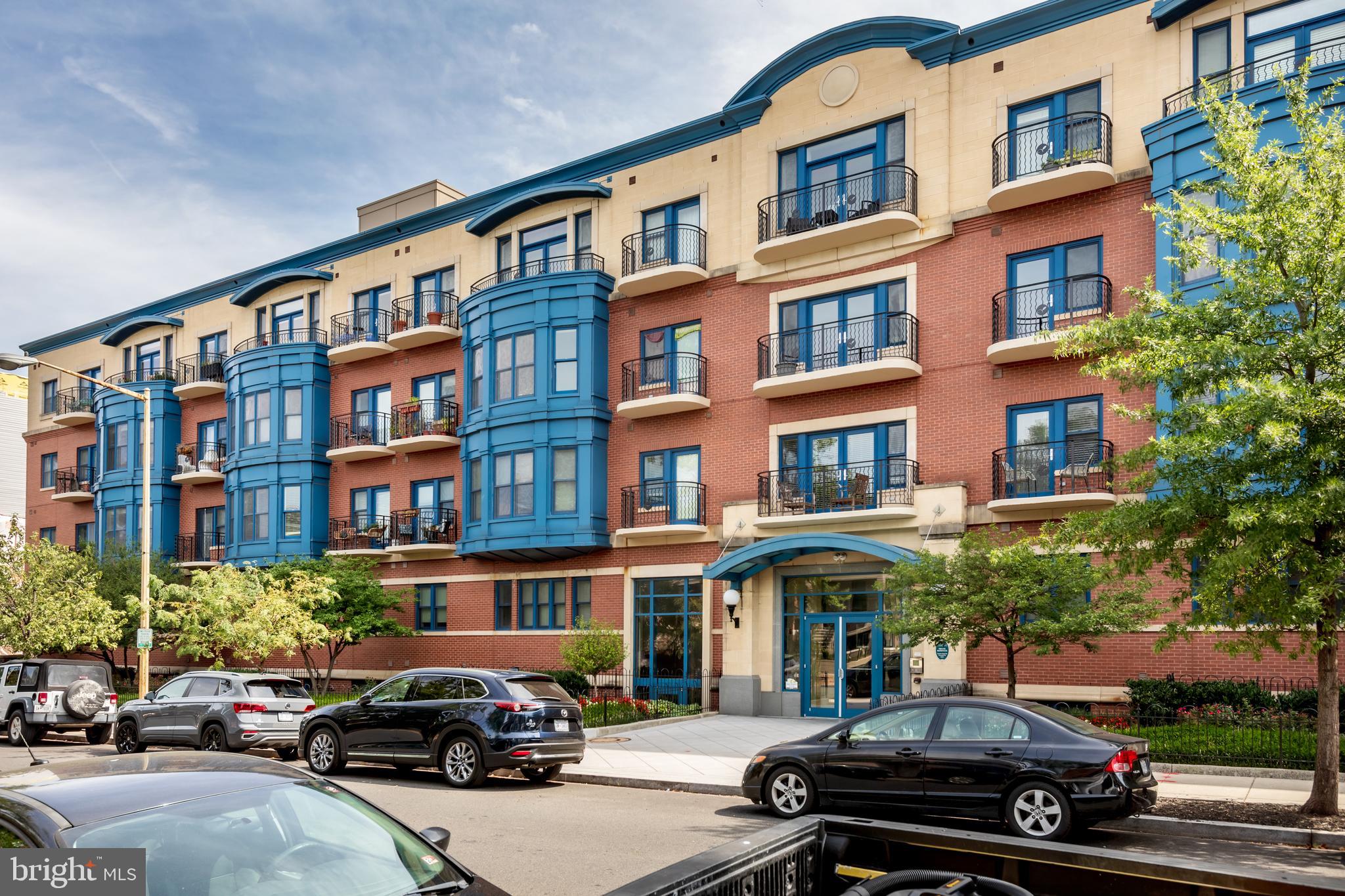 401 13th STREET NE Unit: PH5