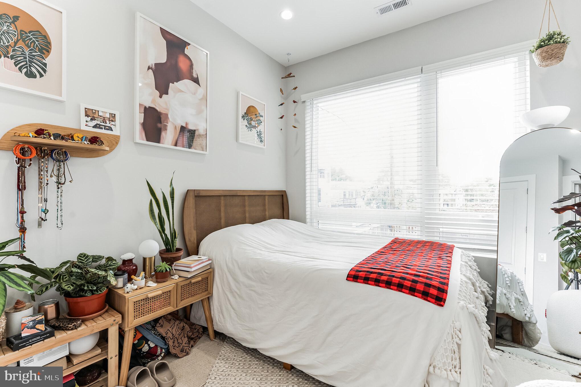 3523 14th STREET NW Unit: 3