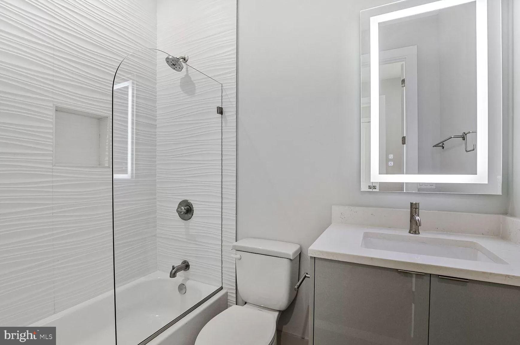 3523 14th STREET NW Unit: 3