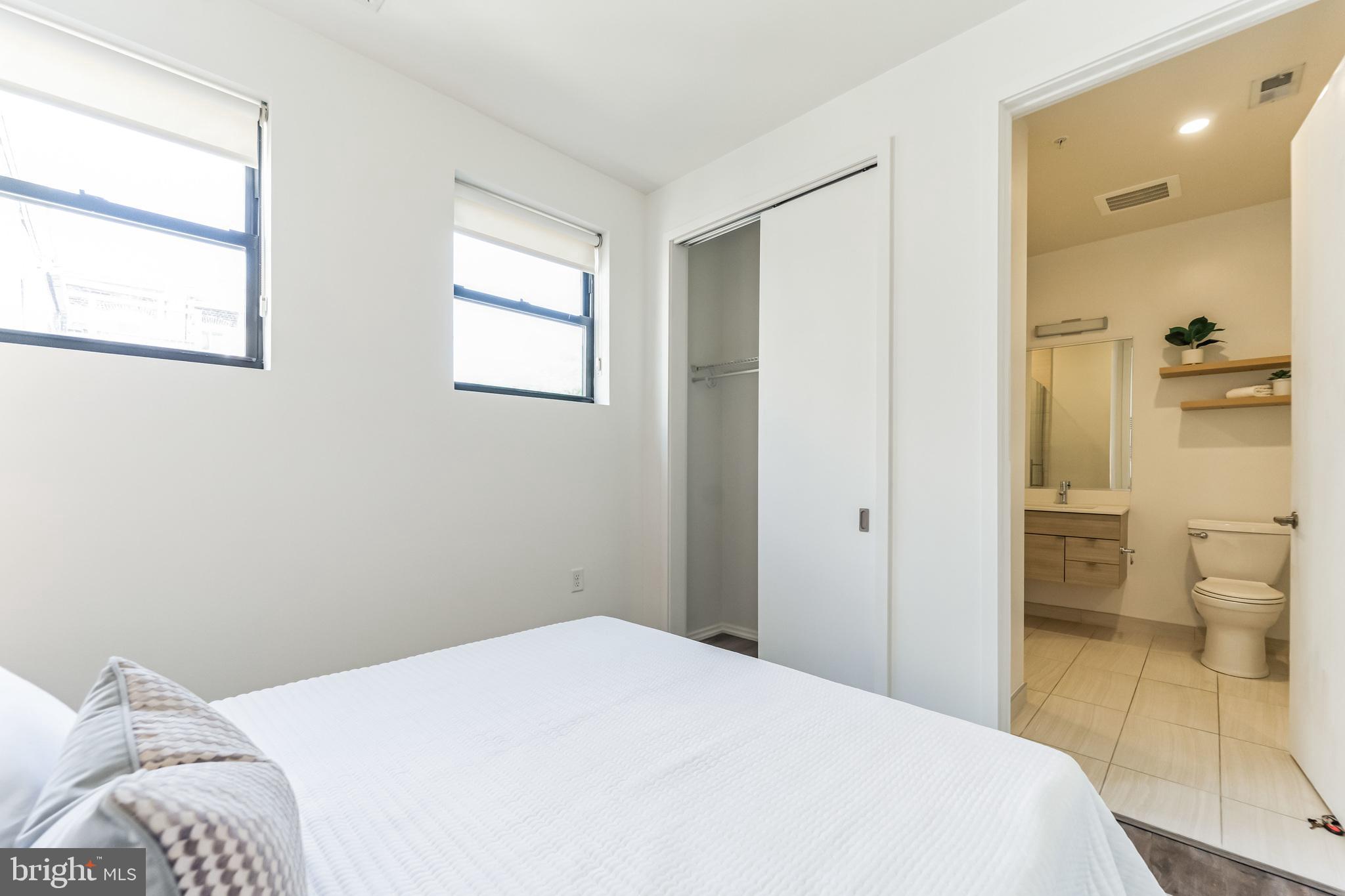 1550 11th St NW #209