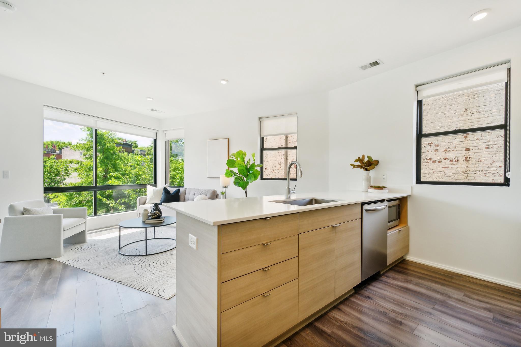 1550 11th St NW #209