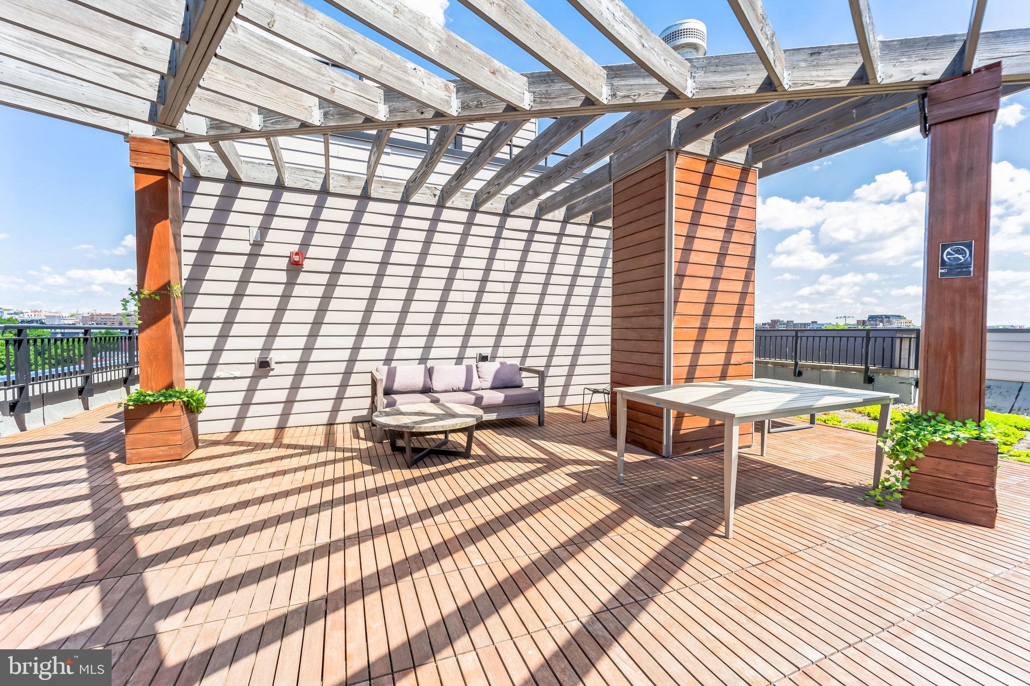 1550 11th St NW #209