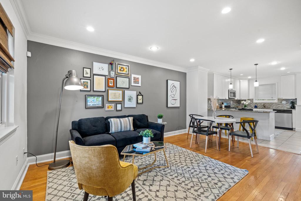 2315 13TH PL NE