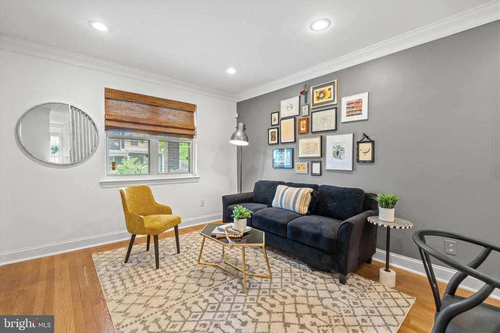 2315 13TH PL NE