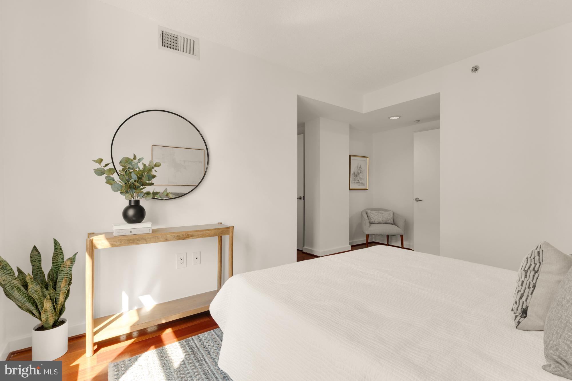 1150 K STREET NW 1211