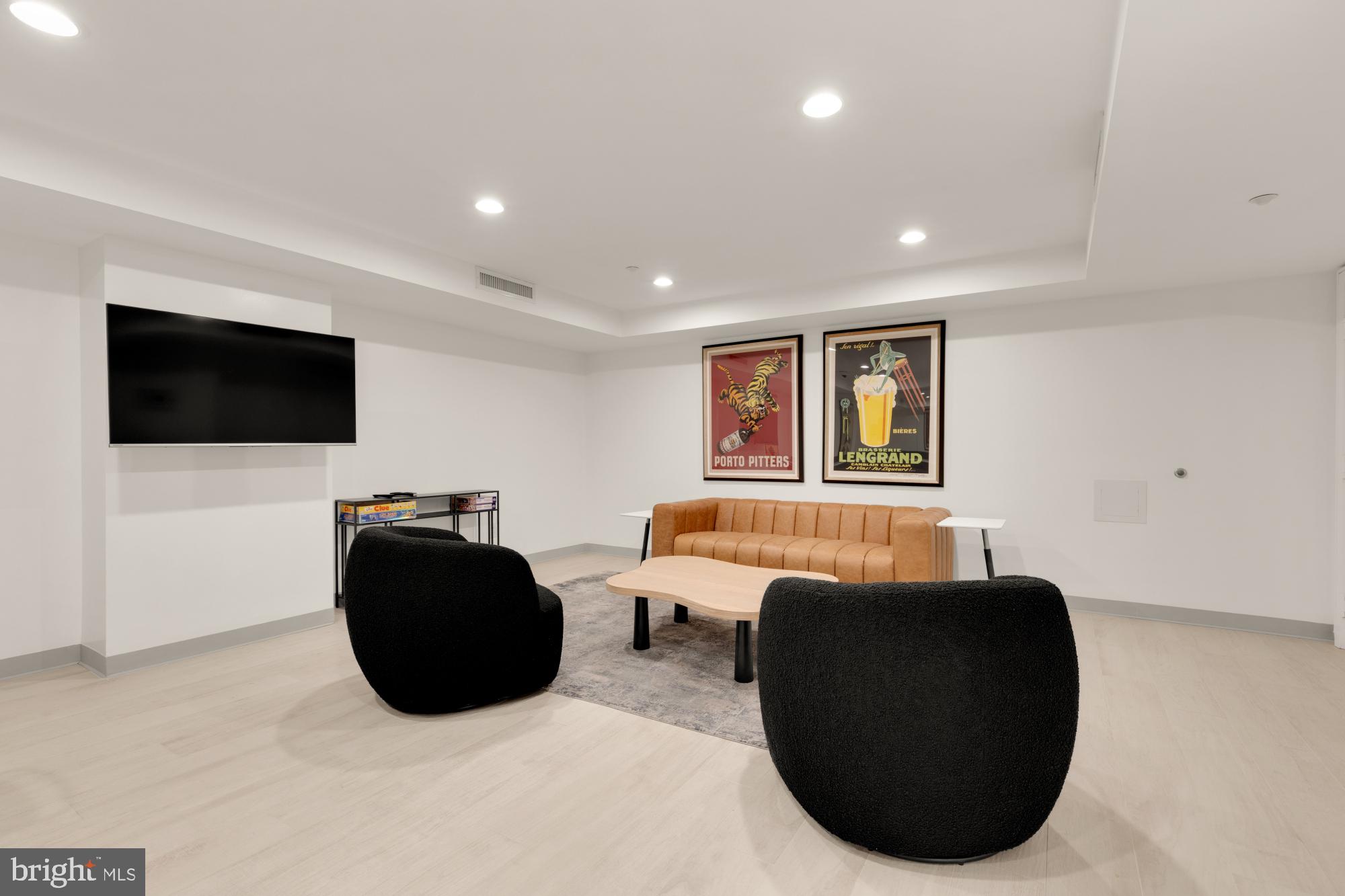 1150 K STREET NW 1211