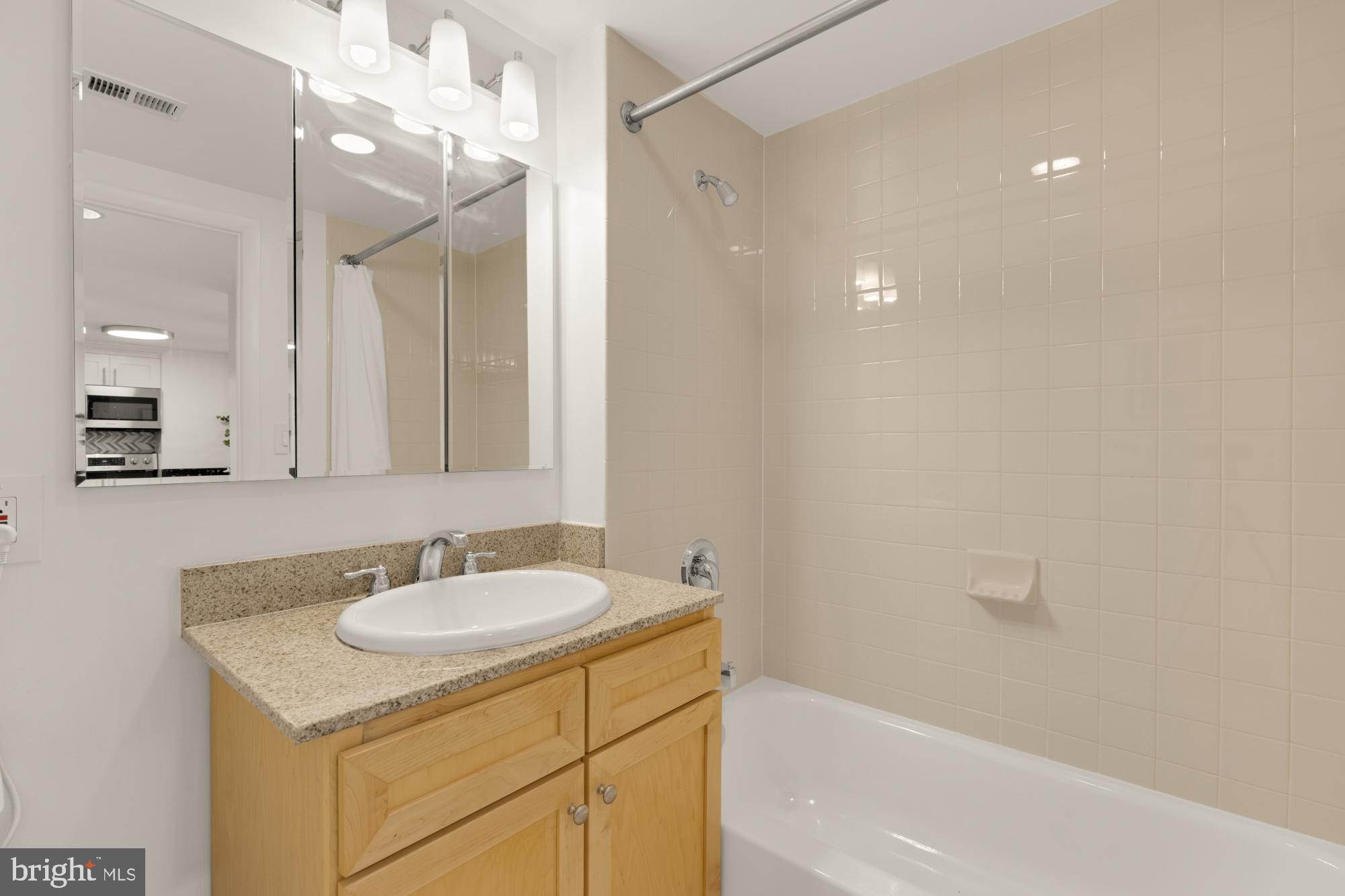 1150 K STREET NW 1211