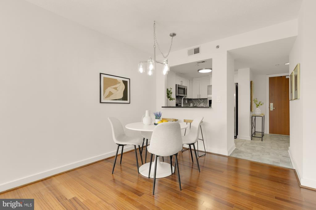 1150 K STREET NW 1211
