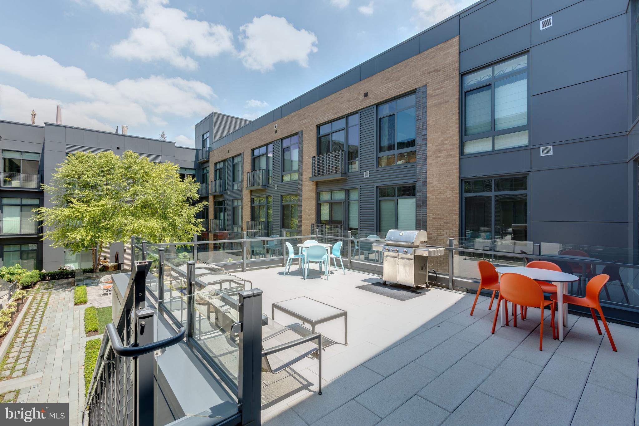 525 WATER STREET SW 326