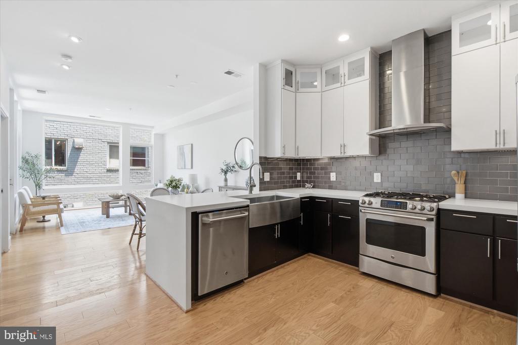 1443 CHAPIN STREET NW 302