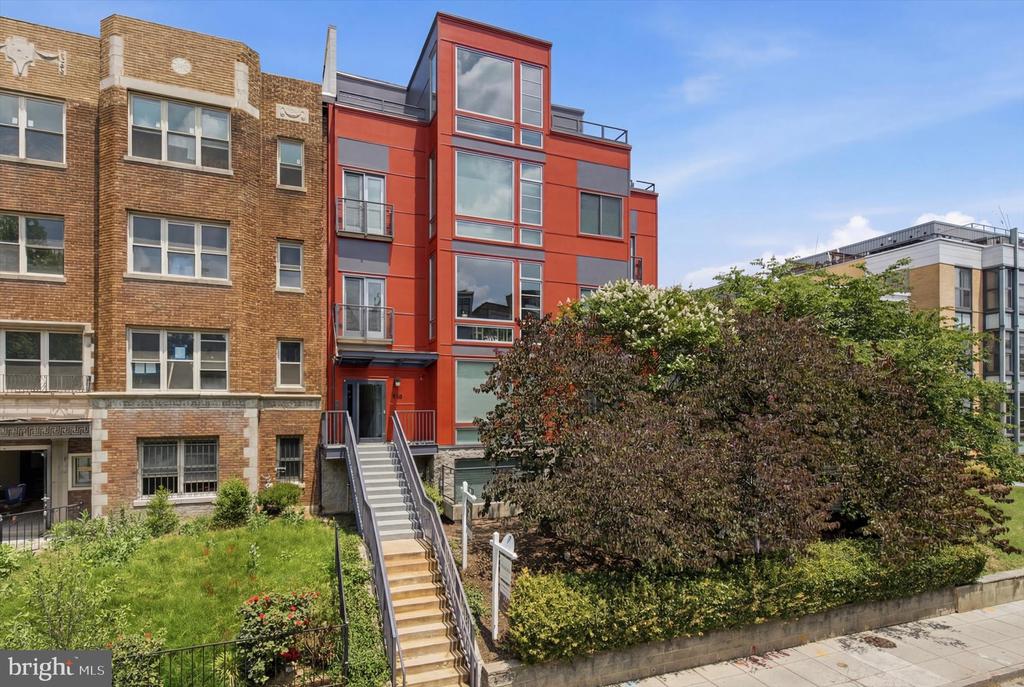 1443 CHAPIN STREET NW 302