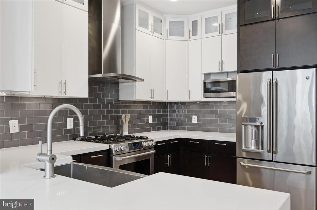 1443 CHAPIN STREET NW 302