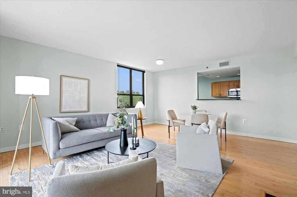 3883 CONNECTICUT AVENUE NW Unit: 812