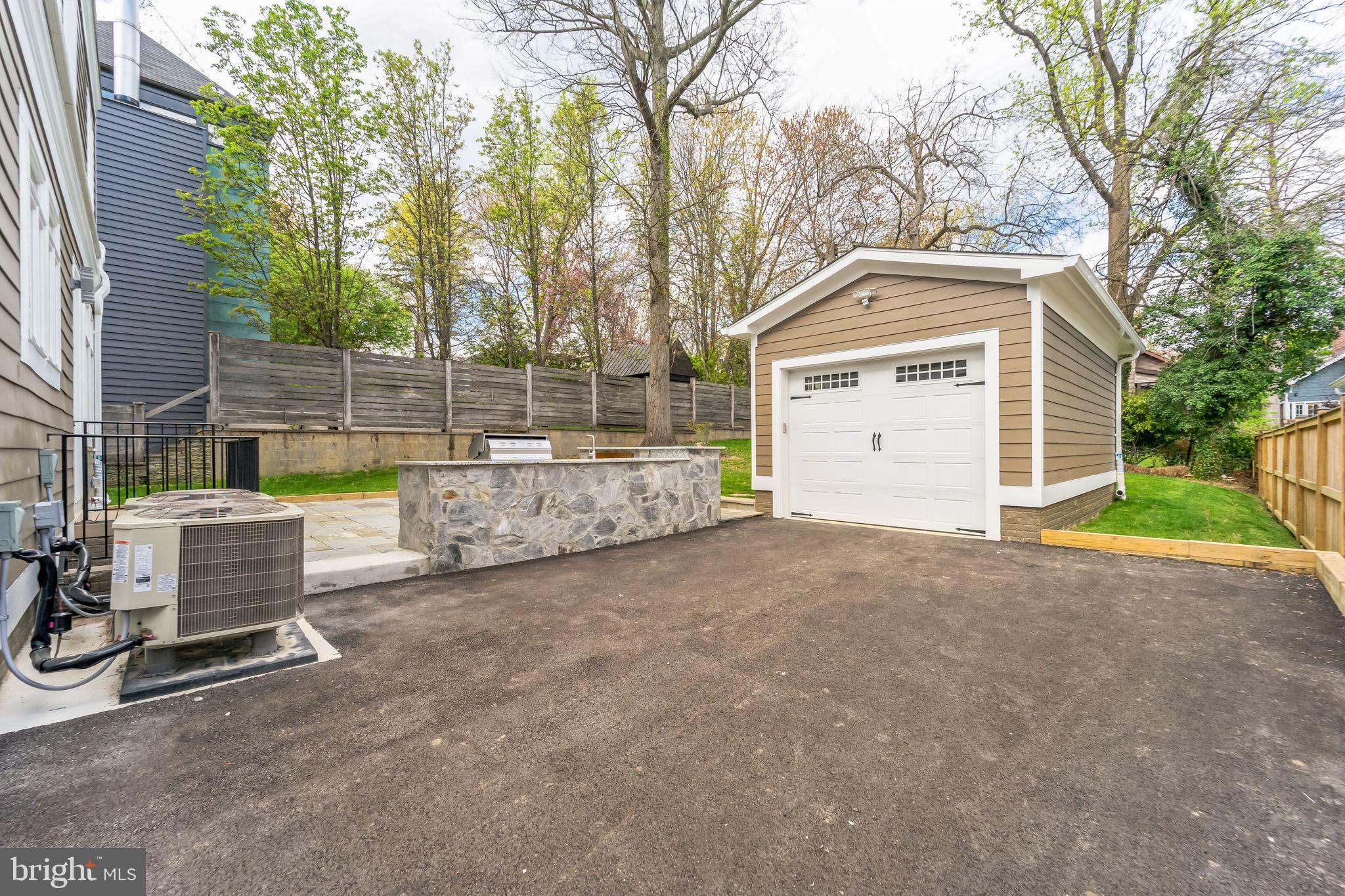 151 Quincy St