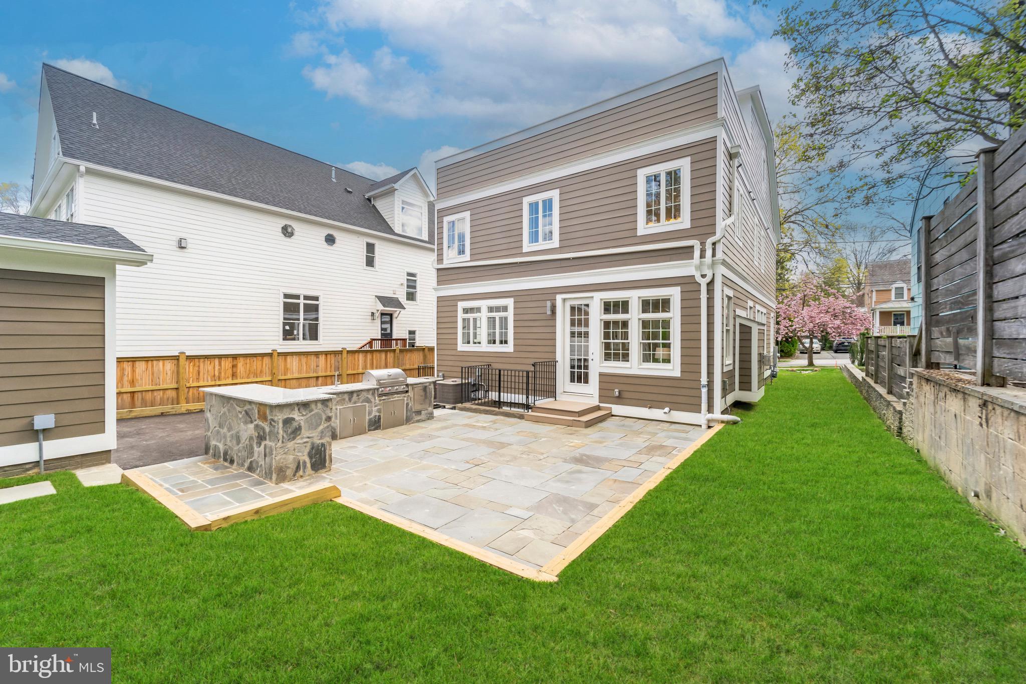 151 Quincy St