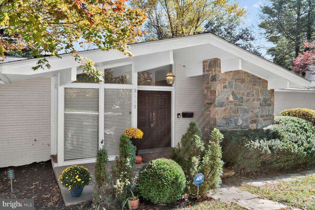3113 BROOKLAWN TERRACE