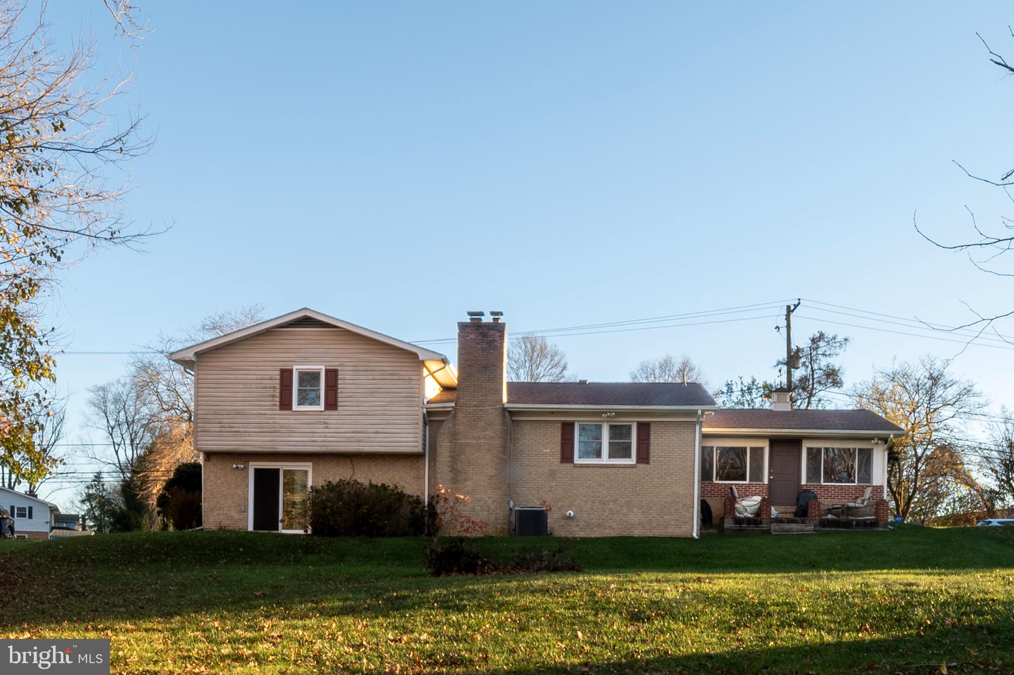 10904 BROOKWOOD AVENUE