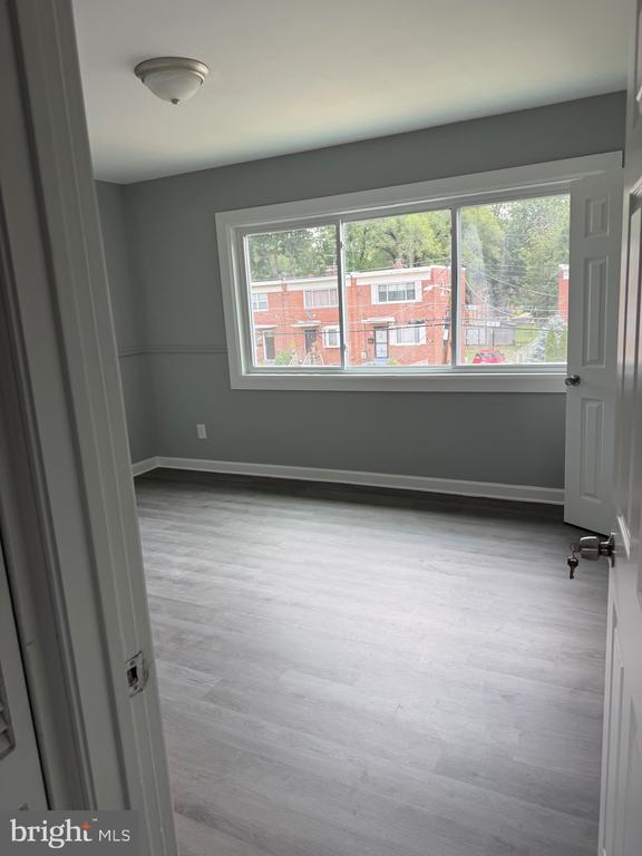 5826 JAMESTOWN ROAD