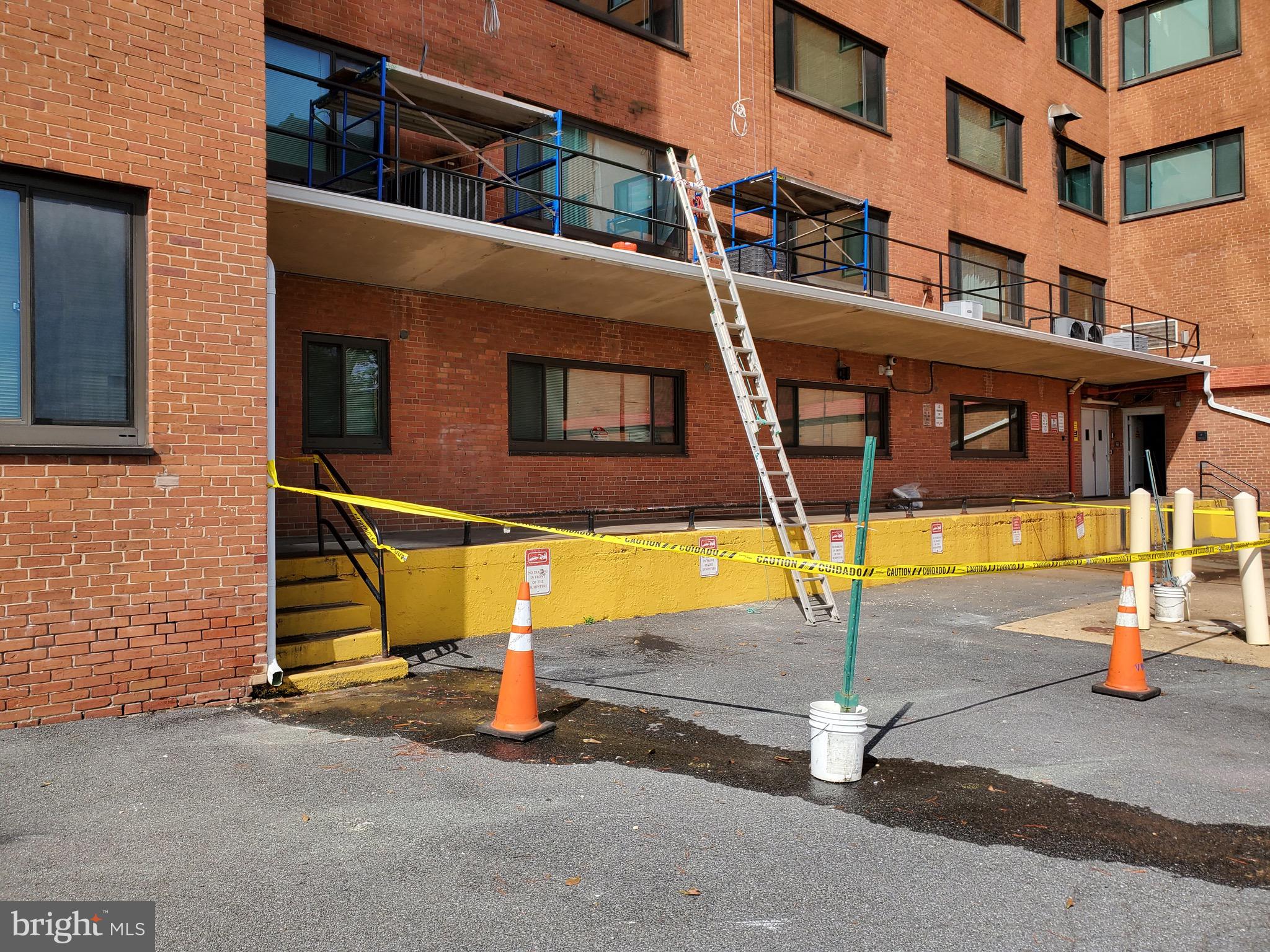 1011 Arlington BOULEVARD Unit: T4