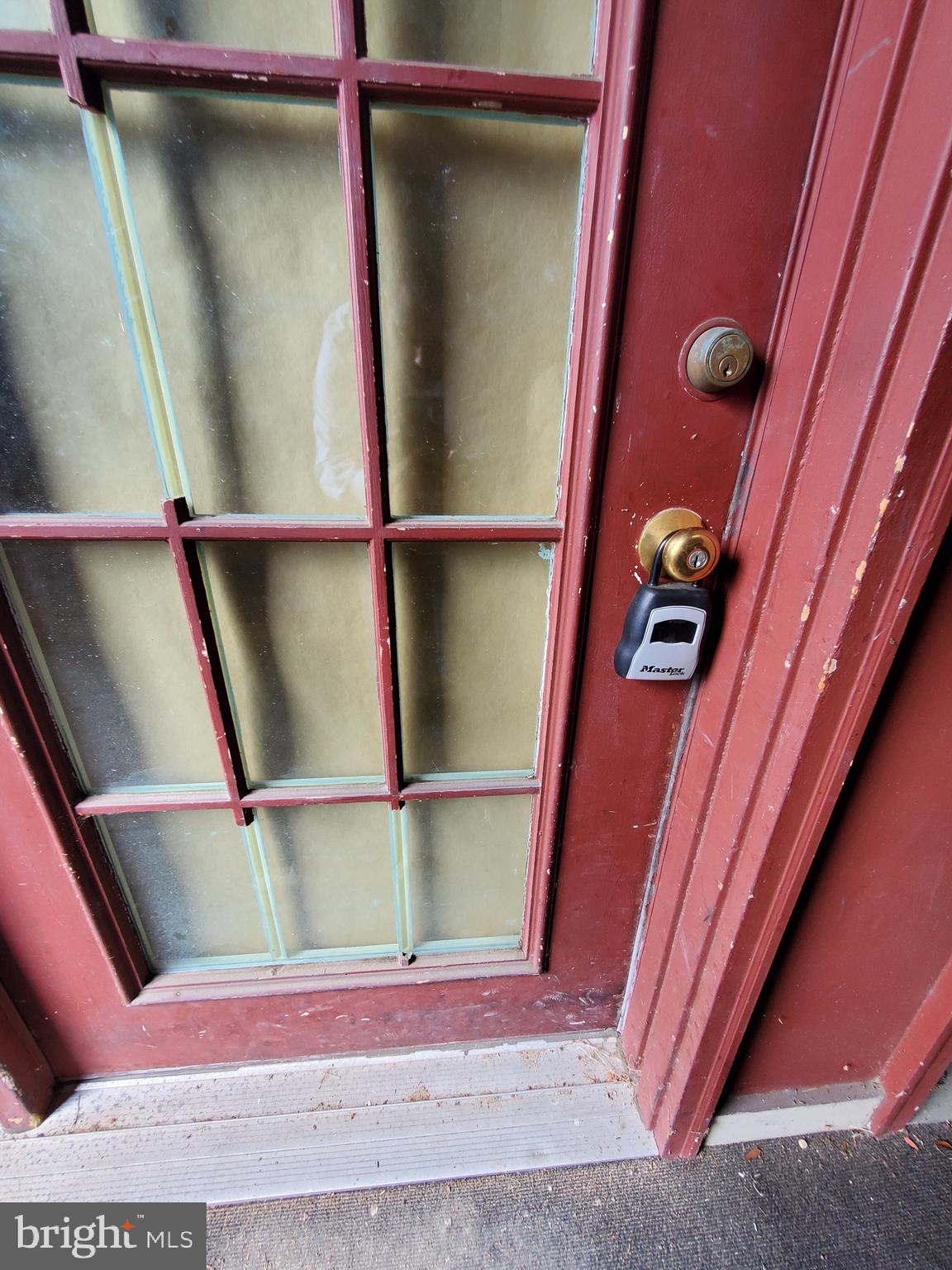 1011 Arlington BOULEVARD Unit: T4