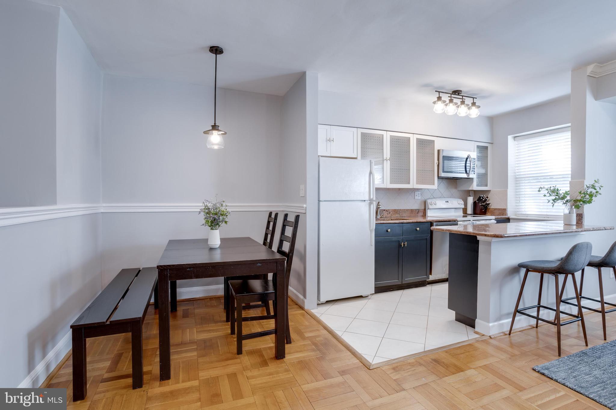 1303 N Ode St #204