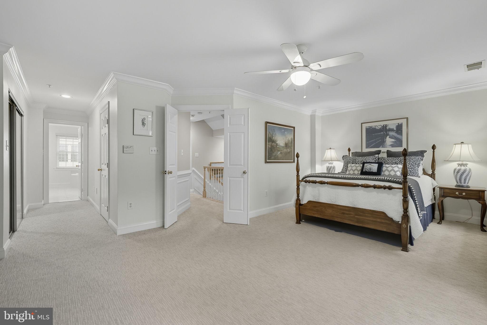 1044 N STAFFORD STREET