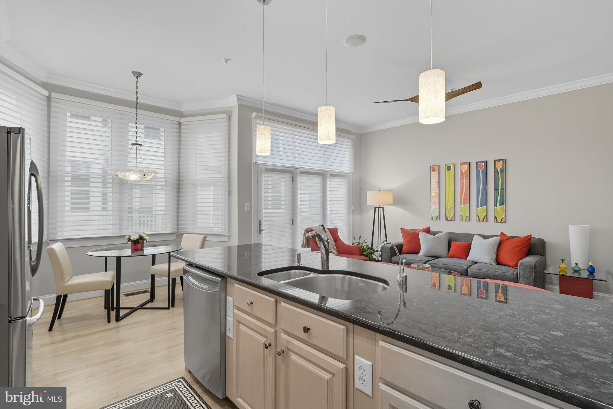 1044 N STAFFORD STREET