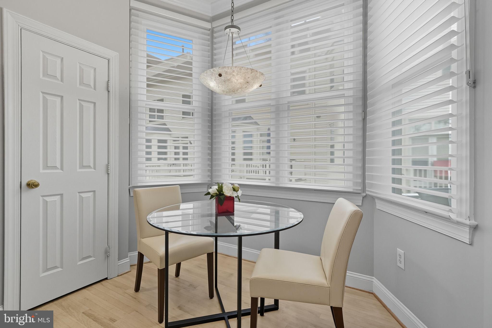 1044 N STAFFORD STREET