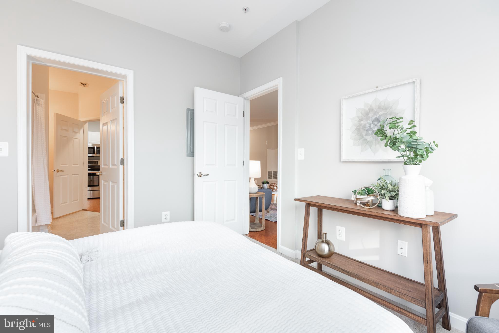 4551 STRUTFIELD LANE Unit: 4227