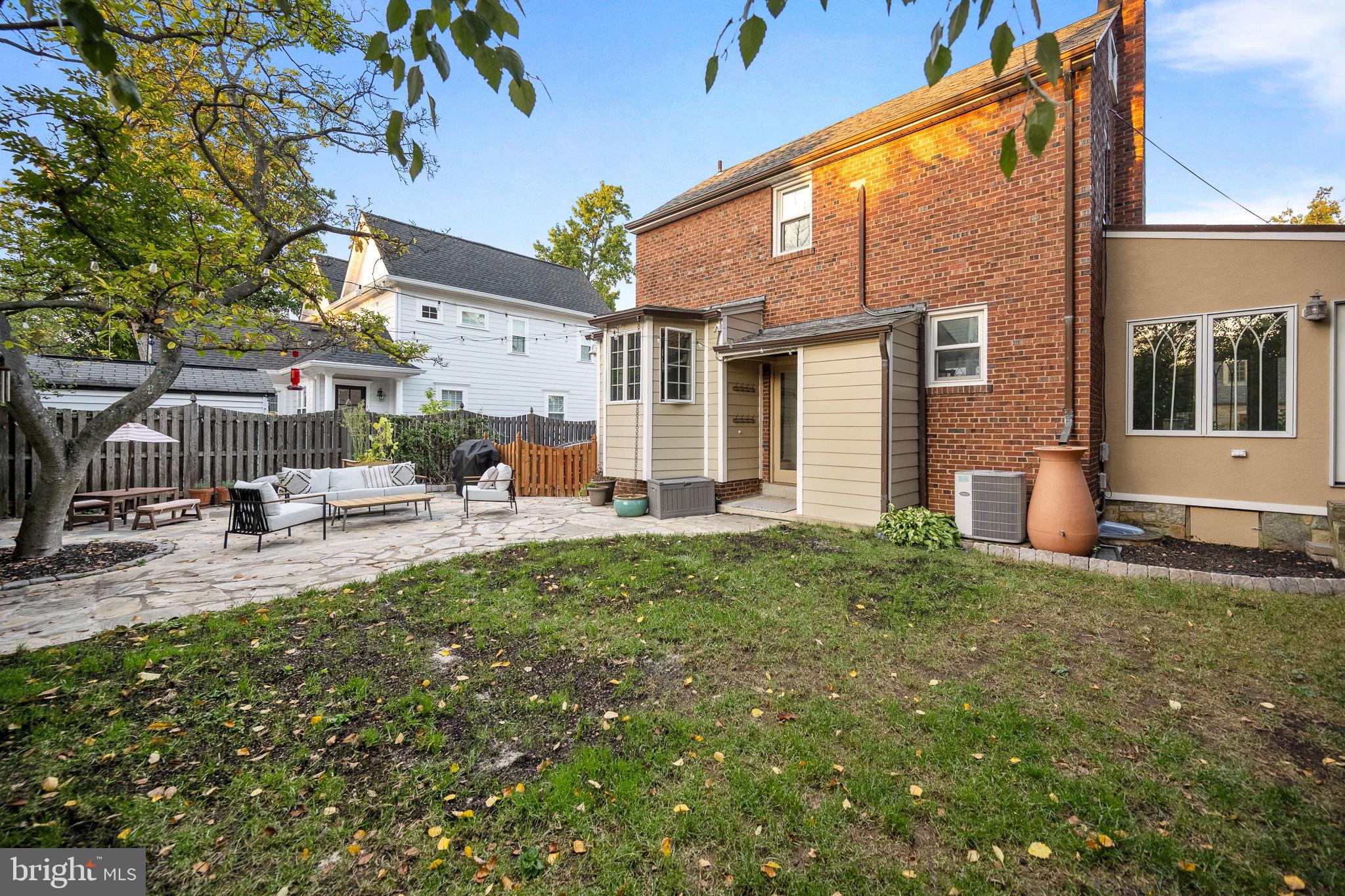 2426 TAYLOR AVENUE