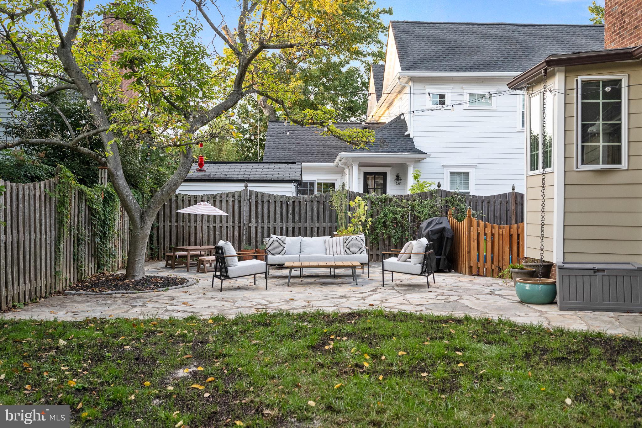 2426 TAYLOR AVENUE