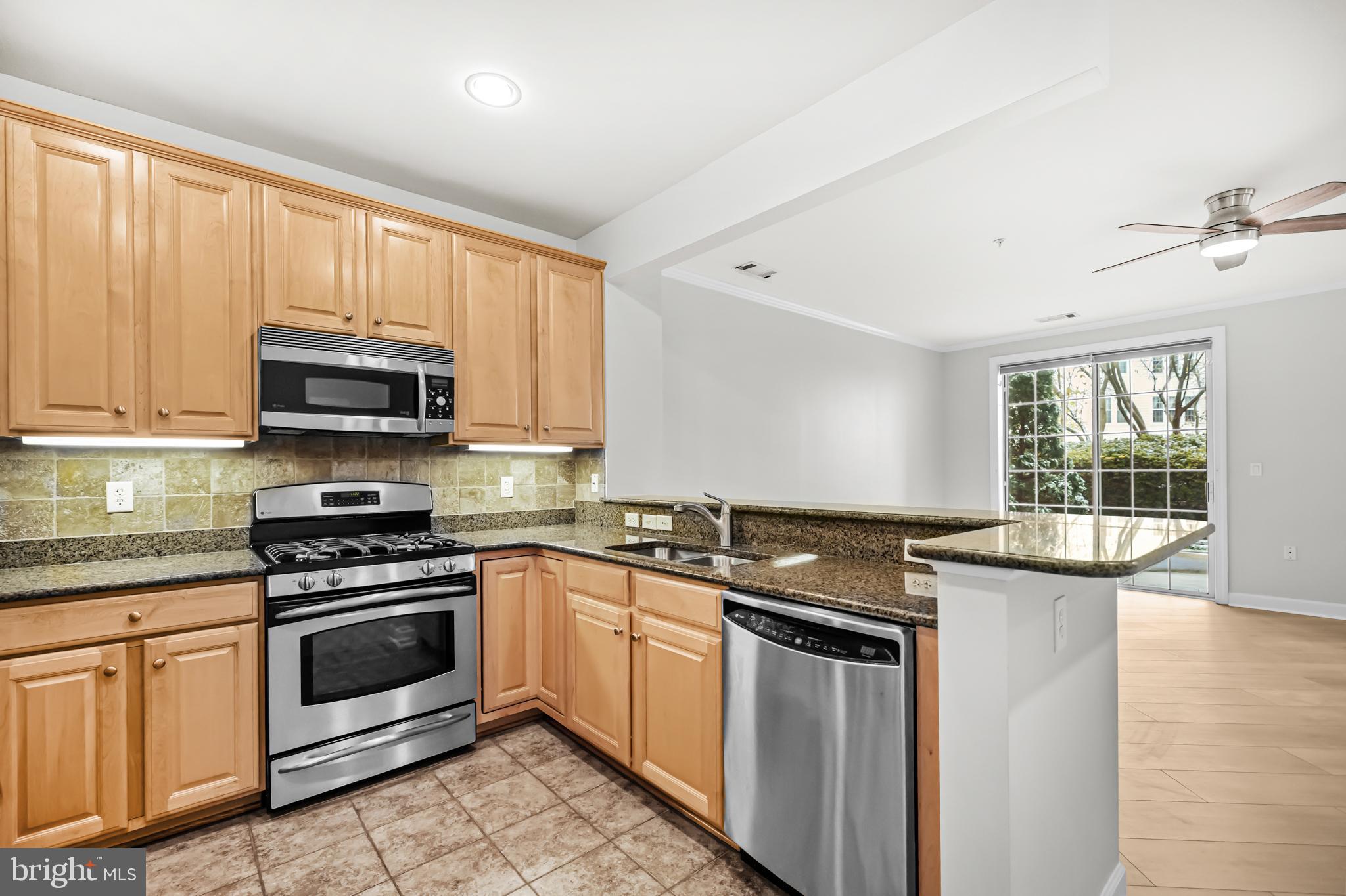 400 CAMERON STATION BOULEVARD 113