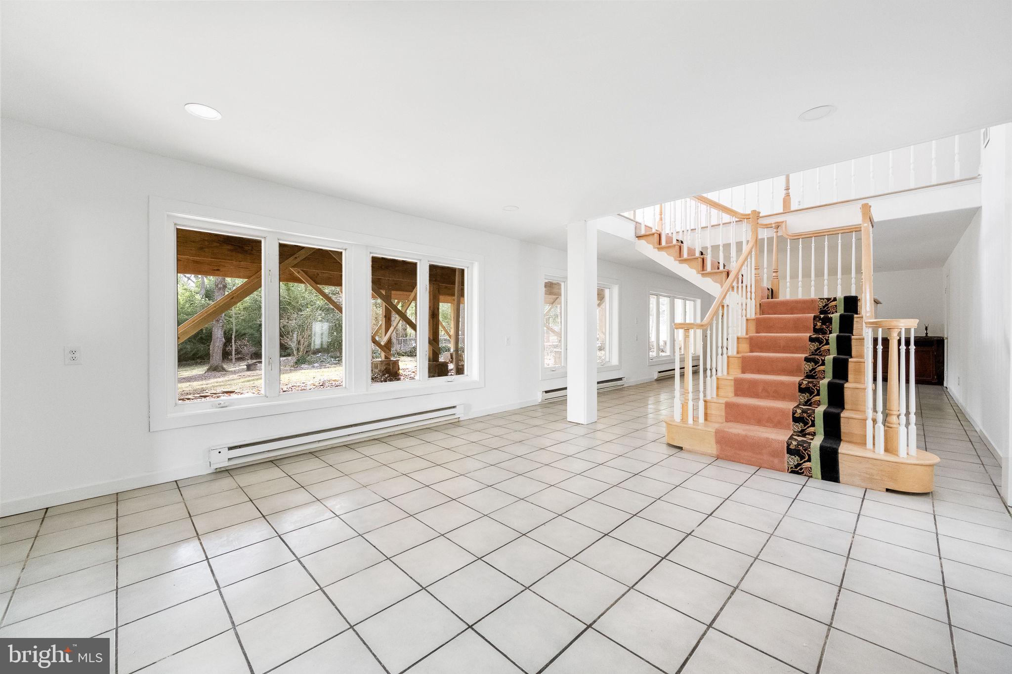 4425 Carrico Dr