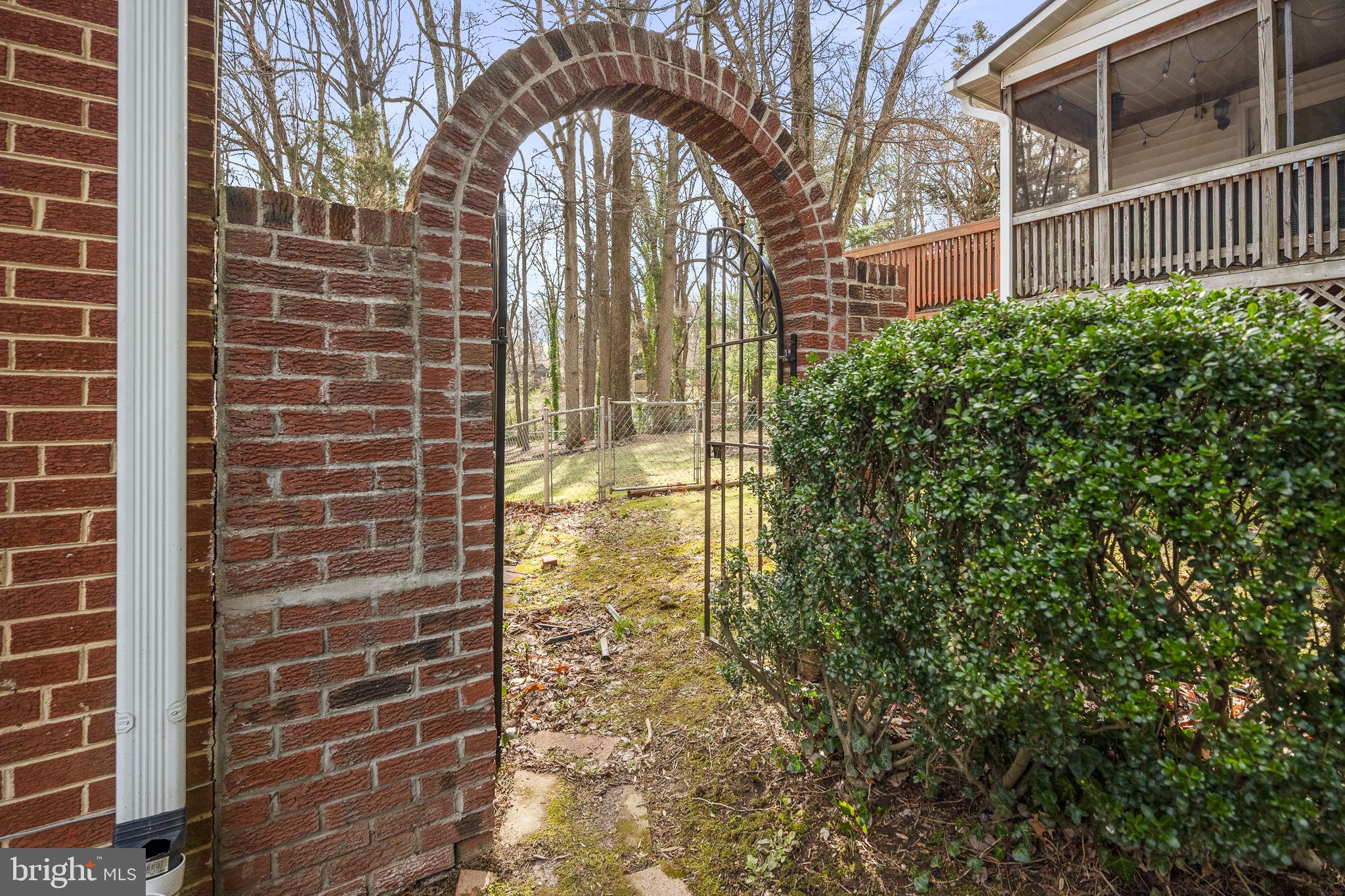 4425 Carrico Dr
