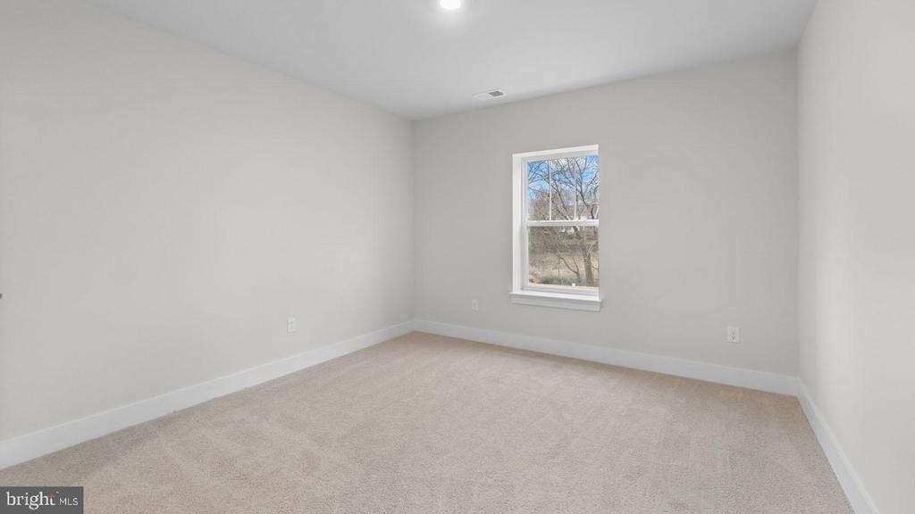 8281 COLLING MANOR COURT