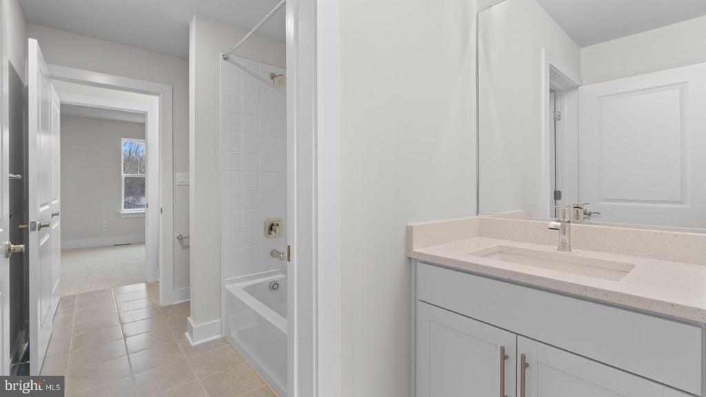 8281 COLLING MANOR COURT