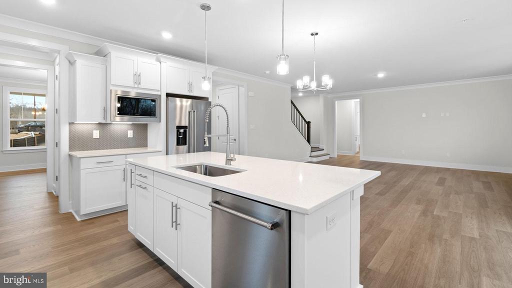 8281 COLLING MANOR COURT
