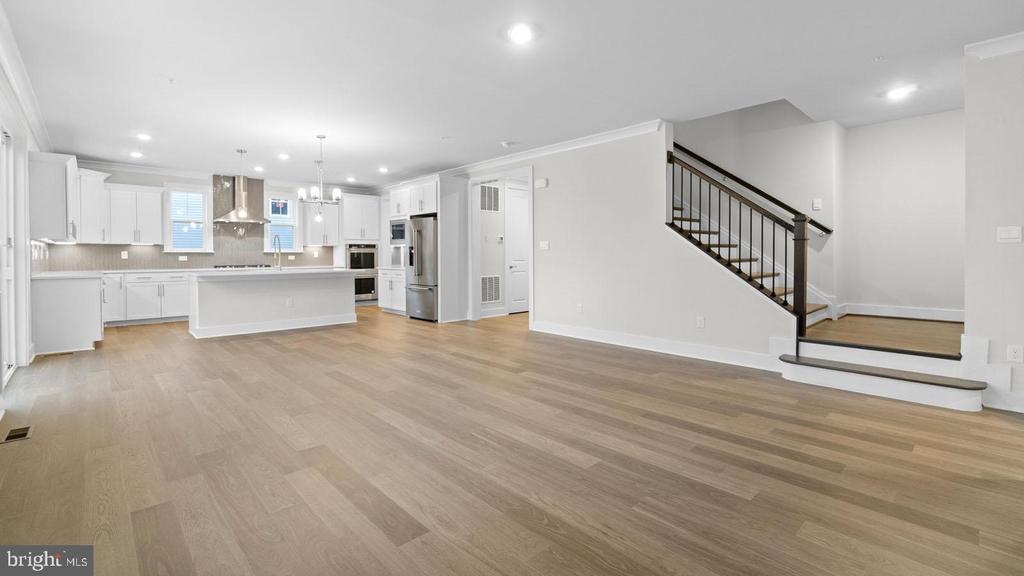 8281 COLLING MANOR COURT
