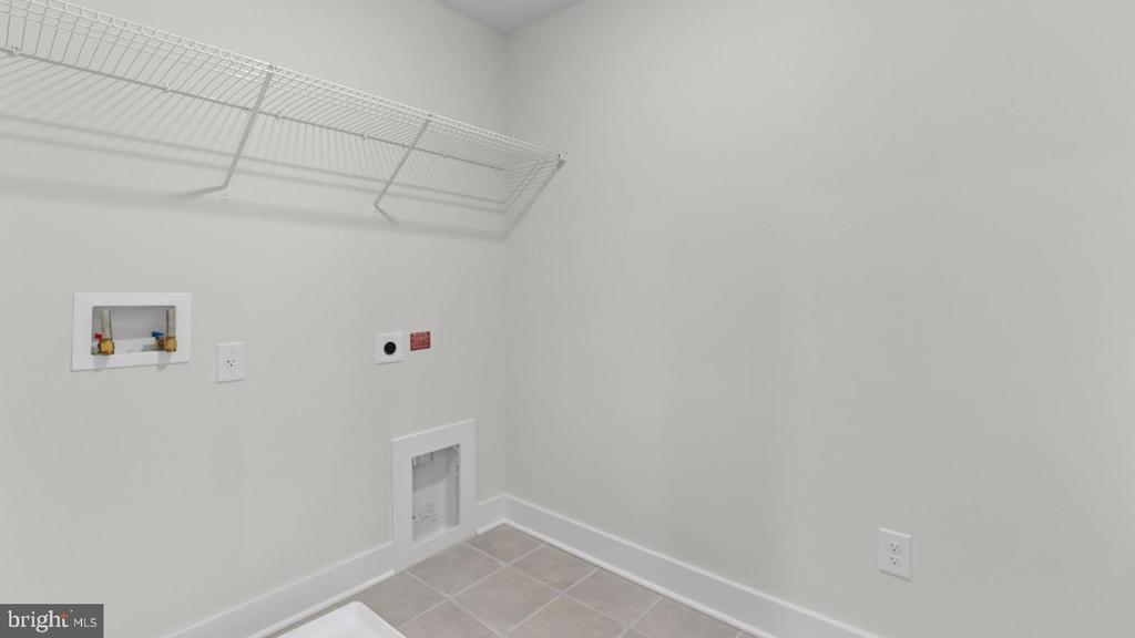 8281 COLLING MANOR COURT
