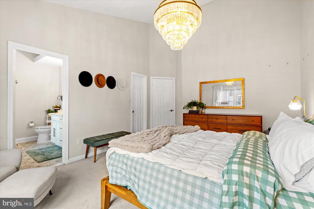 5332 BUXTON COURT