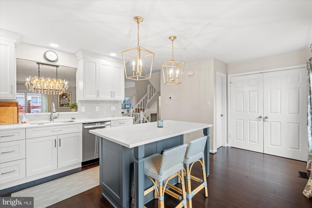 5332 BUXTON COURT