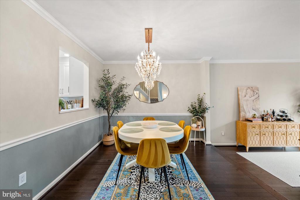 5332 BUXTON COURT