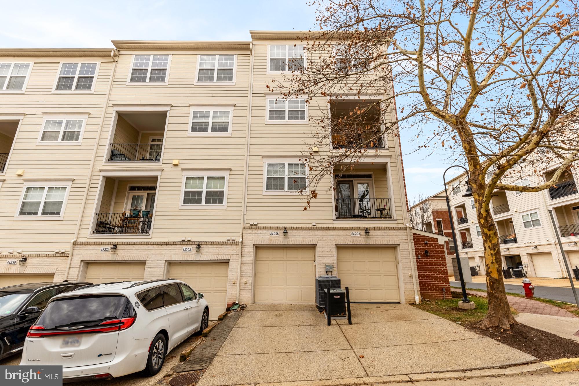 4420 BEECHSTONE LANE B