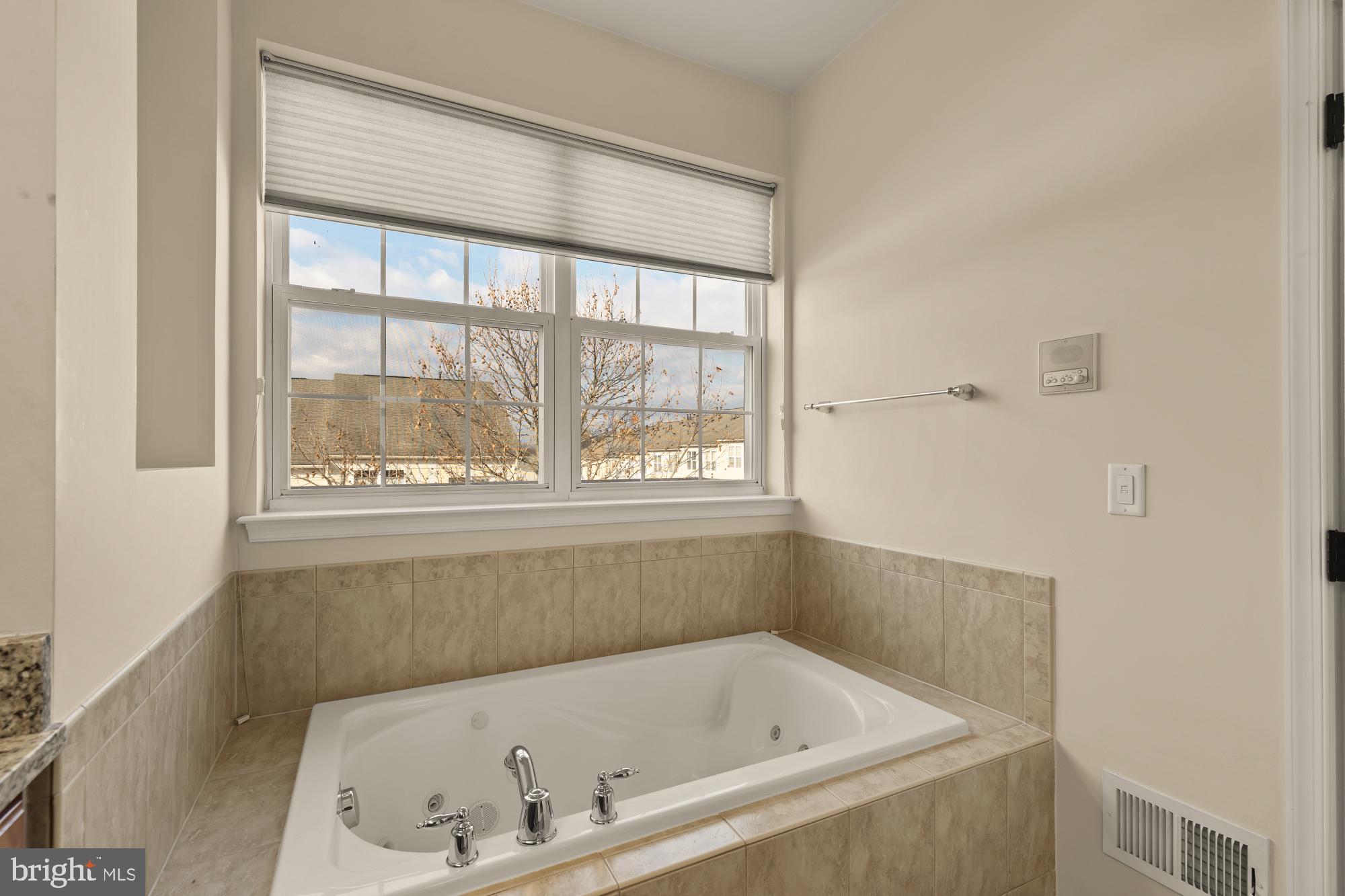 4420 BEECHSTONE LANE B