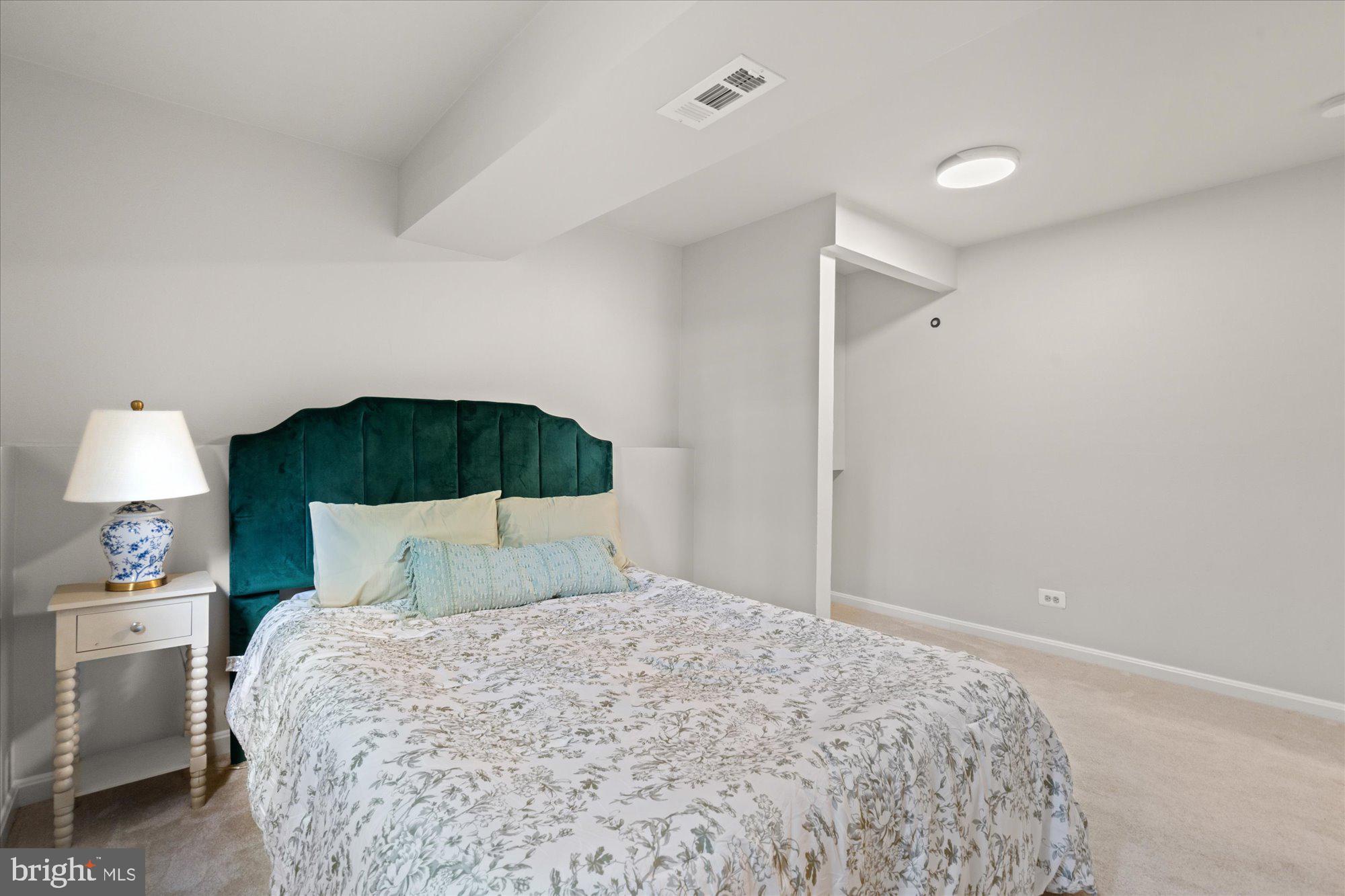 2228 COCQUINA DRIVE