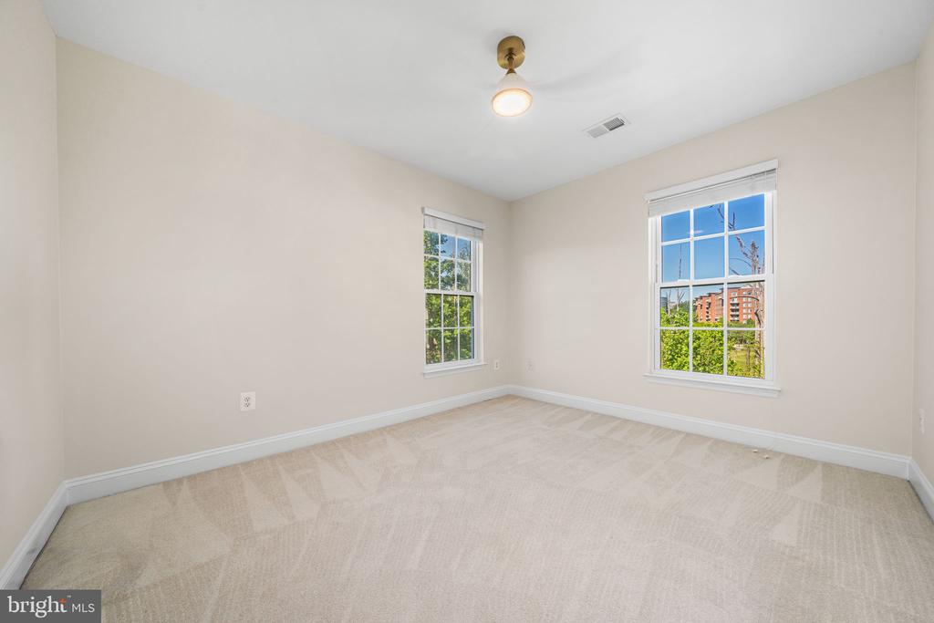 4431 EASTWICK COURT
