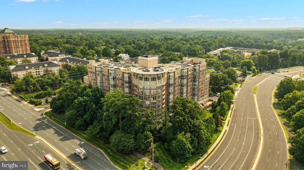 11800 SUNSET HILLS ROAD Unit: 815