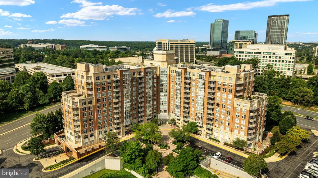 11800 SUNSET HILLS ROAD Unit: 815